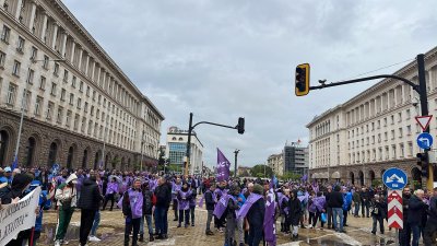 Блокада в София: Започна протестът на енергетици и миньори