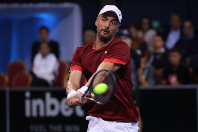 Българският тенисист Димитър Кузманов отпадна от турнира в Острава Чехия