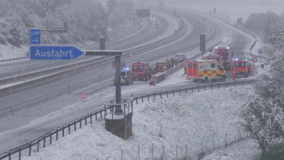 Снежна буря предизвика катастрофи в Германия