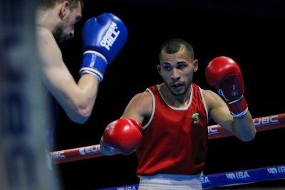 Радослав Росенов стартира с победа на европейското първенство по бокс в Белград