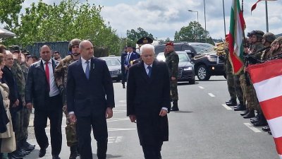 Президентът Румен Радев обяви че модернизацията на Сухопътни войски не