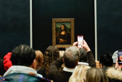 В Лувъра обмислят как да експонират по-добре "Мона Лиза"