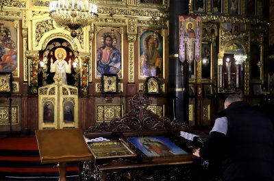 49 7 от българите имат доверие в Църквата показват данните