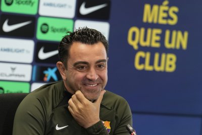 Шави се надява Серхи Роберто да размисли и да преподпише с Барселона