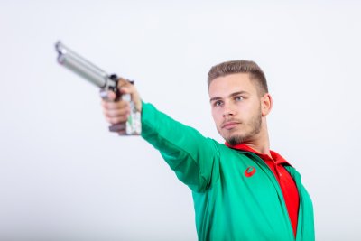 Кирил Киров остана осми във финала на 10 метра пистолет на Световната купа по спортна стрелба в Баку