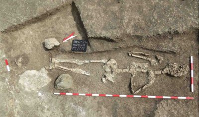 Скелет на гигант откриха археолози край Дебелт