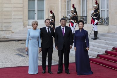 С разходка в Пиренеите продължава визитата на китайския президент във