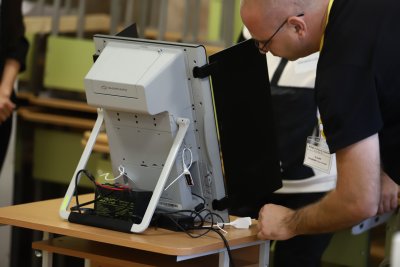 Утвърдена е Методиката за удостоверяване на съответствието на машините за вота