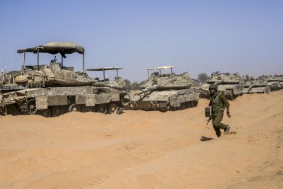 Израелската армия е установила контрол върху палестинската част на пропускателния