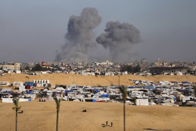 Най-малко 11 жертви при израелски удари срещу Рафа в Ивицата Газа