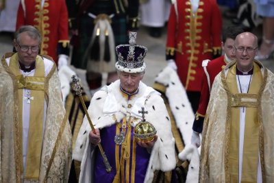 В Обединеното кралство днес отбелязват първата годишнина от коронацията на