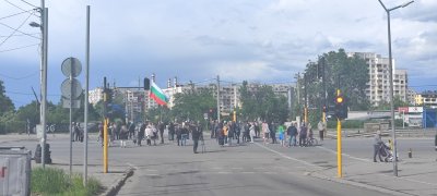 Протестиращи от столичните квартали Горубляне и Панчарево блокираха Цариградско шосе