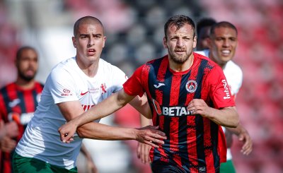 Локомотив София завърши наравно 1 1 у дома срещу Ботев Враца