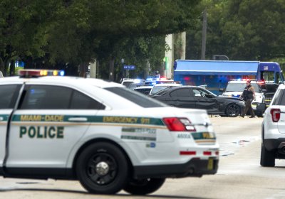 Осем души загинаха при катастрофа на автобус с работници във Флорида