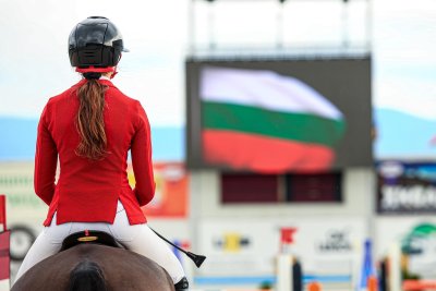 Българите окупираха челните места в първия ден на Световната купа по конна езда в село Царацово