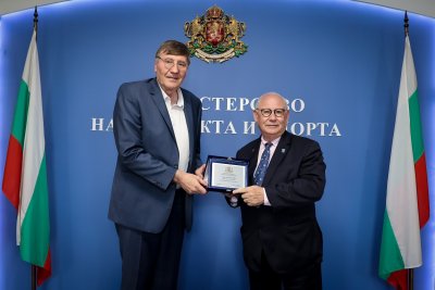 Министър Георги Глушков се срещна с вицепрезидента на Ръгби Европа Кристиан Дюля