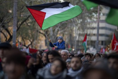 Испания Ирландия и Норвегия днес официално ще признаят палестинската държава