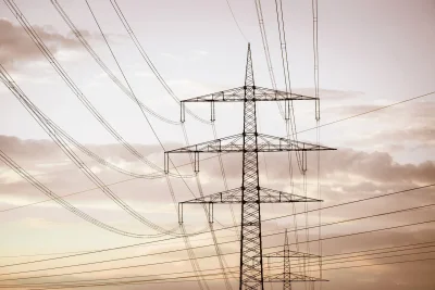 Поскъпването на тока от 1 юли ще е около 2%, заявиха от КЕВР