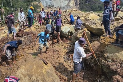 Над 670 души са загинали при свлачището в Папуа Нова Гвинея