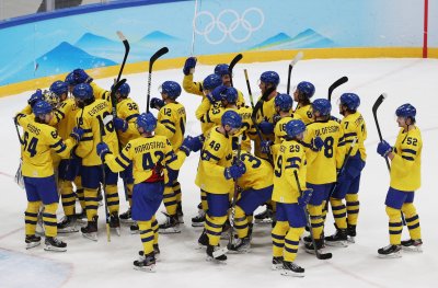 Националният отбор на Швеция победи Канада с 4 2 1