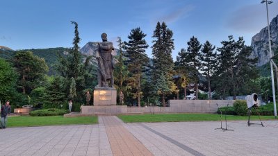 България почита подвига на Христо Ботев и неговата чета