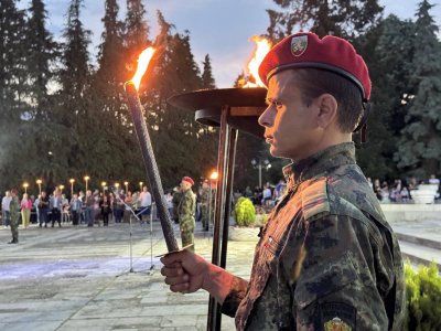 Sirens sound across Bulgaria in commemoration of revolutionary Hristo Botev and liberation heroes