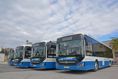 Градският транспорт във Варна ще работи с удължено работно време