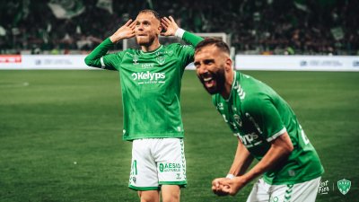 Десеткратният шампион Сент Етиен отново ще играе в Лига 1