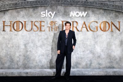 Дългоочаквана премиера в Лондон звездите от Домът на дракона преминаха