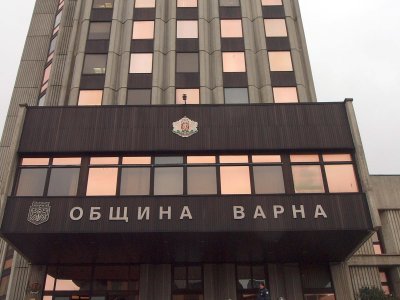 Уволненият главен архитект на Община Варна Виктор Бузев е върнат