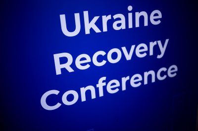Берлин е домакин на конференция за следвоенното възстановяване на Украйна