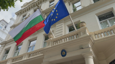 Българите в чужбина гласуват за български парламент а право на