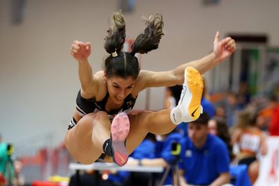 Българката Пламена Миткова спечели състезанието на скок дължина на лекоатлетическия