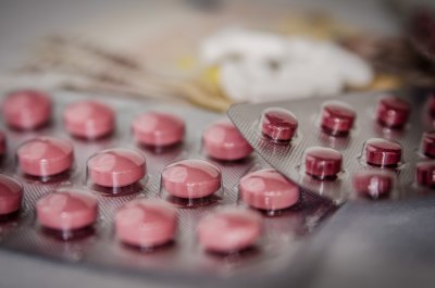 След сигнала на БНТ за незаконна търговия с лекарства: Какво установи проверката на КЗП?