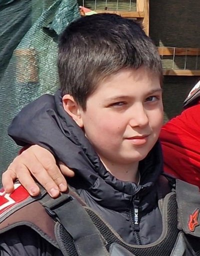 Полицията в Бургас издирва 12 годишно момче Детето се казва