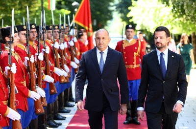 Президентът Румен Радев който е на официално посещение в Черна