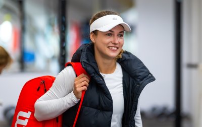 Анна Калинская и Коко Гоф продължават към полуфиналите в Берлин след отказване на техните съпернички