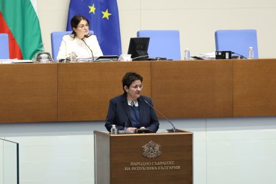 Финансовият министър: Изостава събирането на ДДС, чакаме по-малко пари от Брюксел