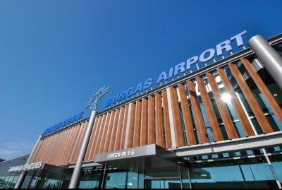 Подновяват редовните полети от София до Бургас съобщиха от летището