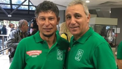 Футболните звезди Христо Стоичков и Красимир Балъков пристигат във Велико