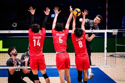 Националният отбор на Япония си гарантира място на полуфиналите в