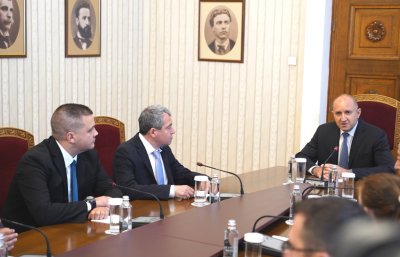 Президентът Румен Радев продължава с консултациите преди връчване на първия