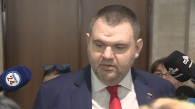 Делян Пеевски: Доган ни препоръча да не подкрепим ГЕРБ, но аз ще изпълня волята на хората