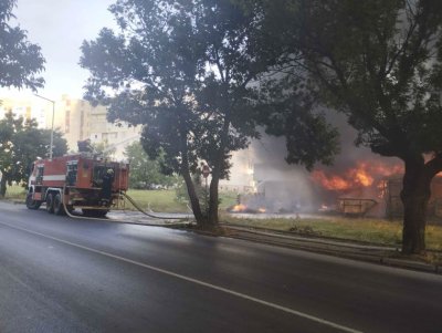 Служител предизвикал пожара в изгорелия хипермаркет в Разград