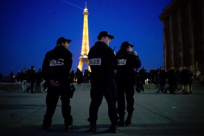 Арести във Франция заради терористични заплахи за Олимпиадата