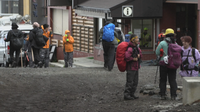 Мерки в планината Фуджи: Входна такса и ограничен брой туристи
