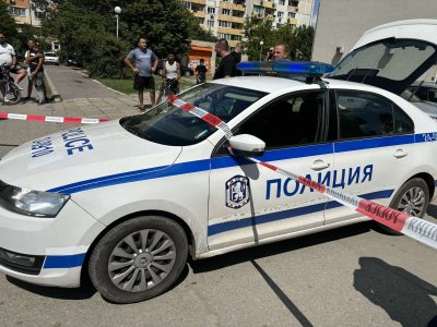 Един загинал и двама ранени при стрелба в София (СНИМКИ)
