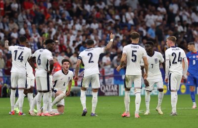 Англия продължава към полуфинала след като надви Швейцария Последвайте ни