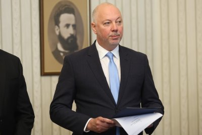 Парламентът отхвърли номинацията за Росен Желязков като премиер