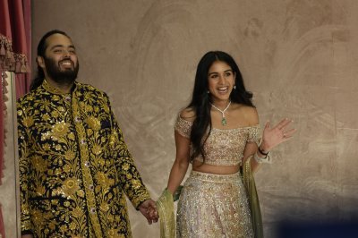 Най-богатият ерген в Индия се ожени (СНИМКИ)